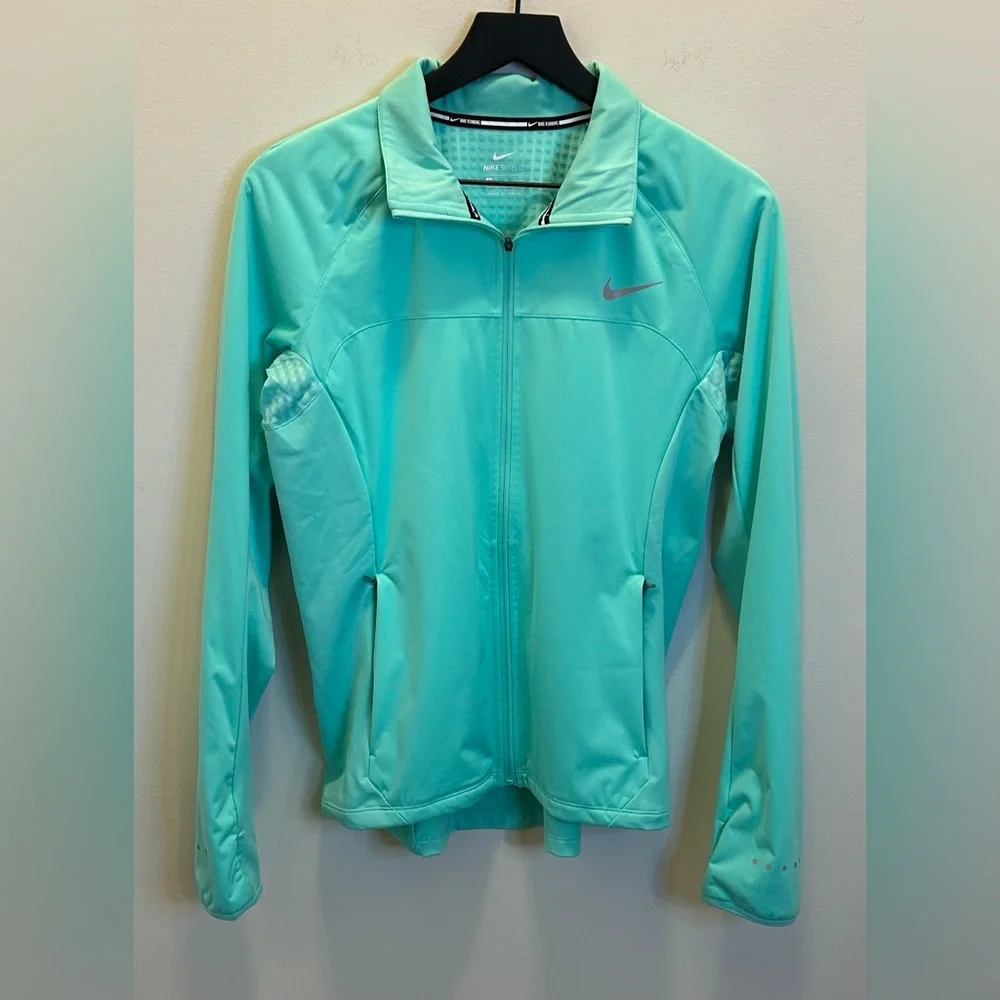 NWOT Nike Shield Running Jacket - Picture 1 of 8